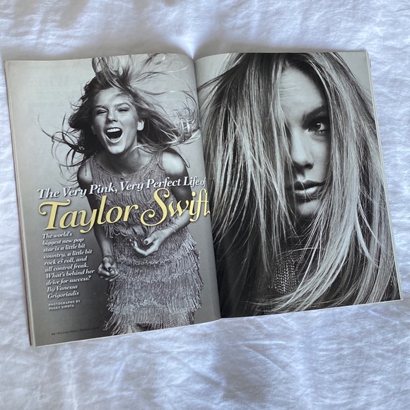 RARE Taylor Swift Rolling Stones Magazine cover March 2009 - Collectors item - Picture 3 of 6
